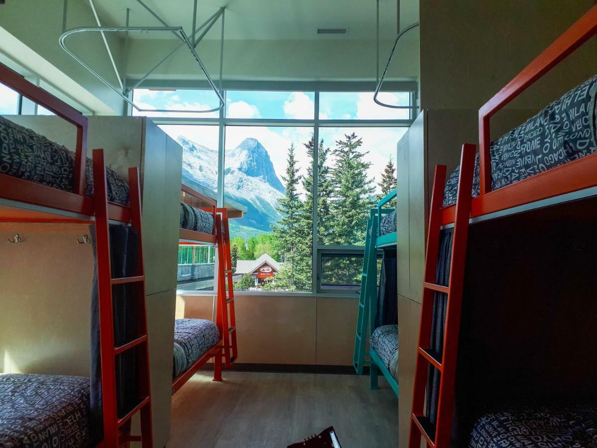 Canmore Downtown Hostel Dış mekan fotoğraf